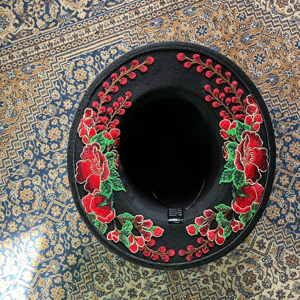 Black brimmed hat